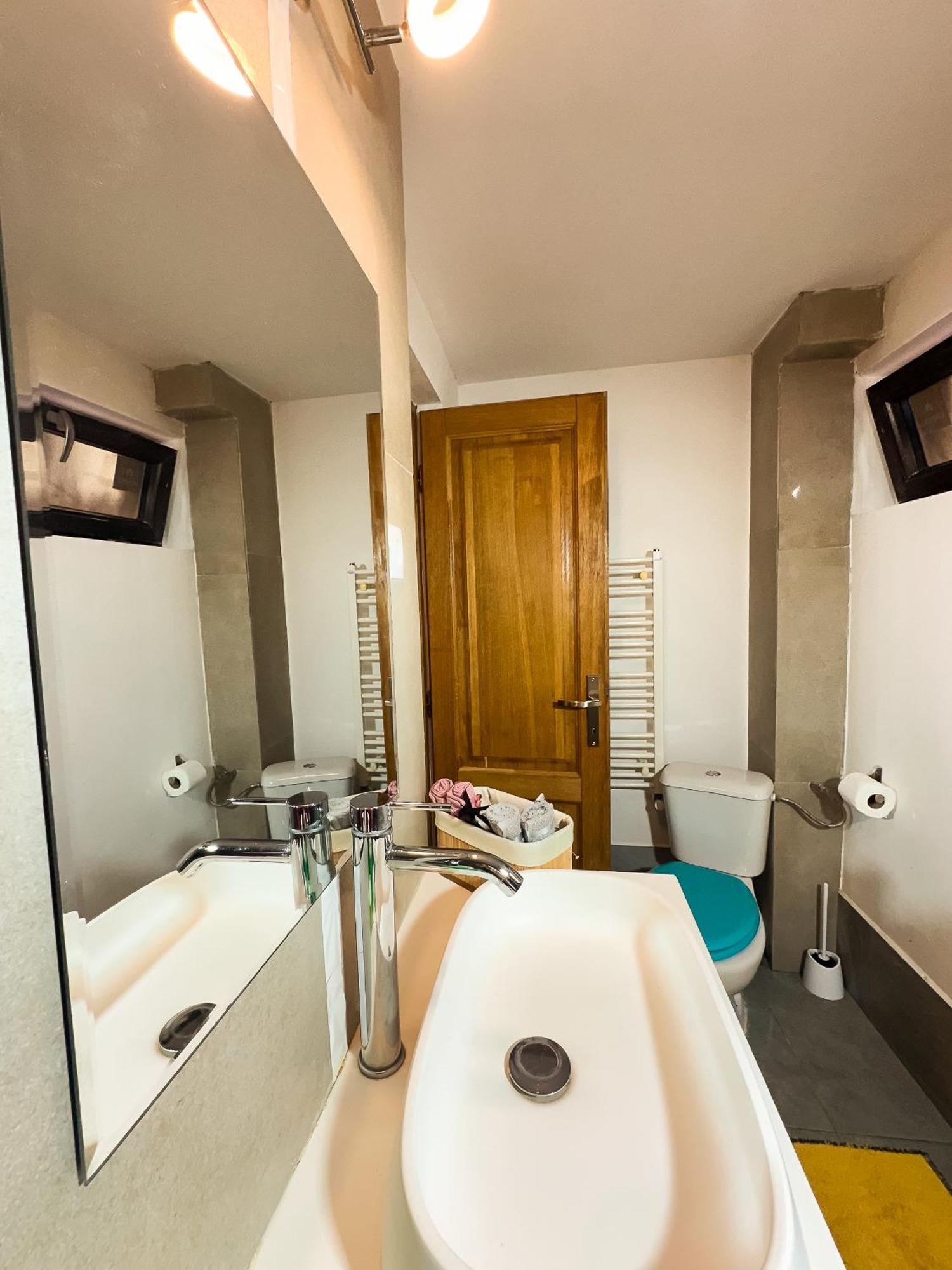 Venus Central Lux Studio Craiova Exteriér fotografie